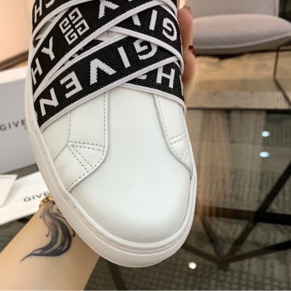 Givenchy white women's sneakers - Picture 7 of 9